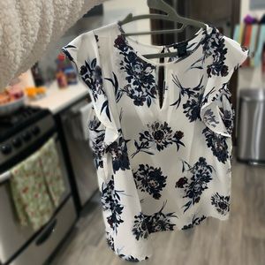 Ann Taylor Factory Floral Flutter Sleeve Top